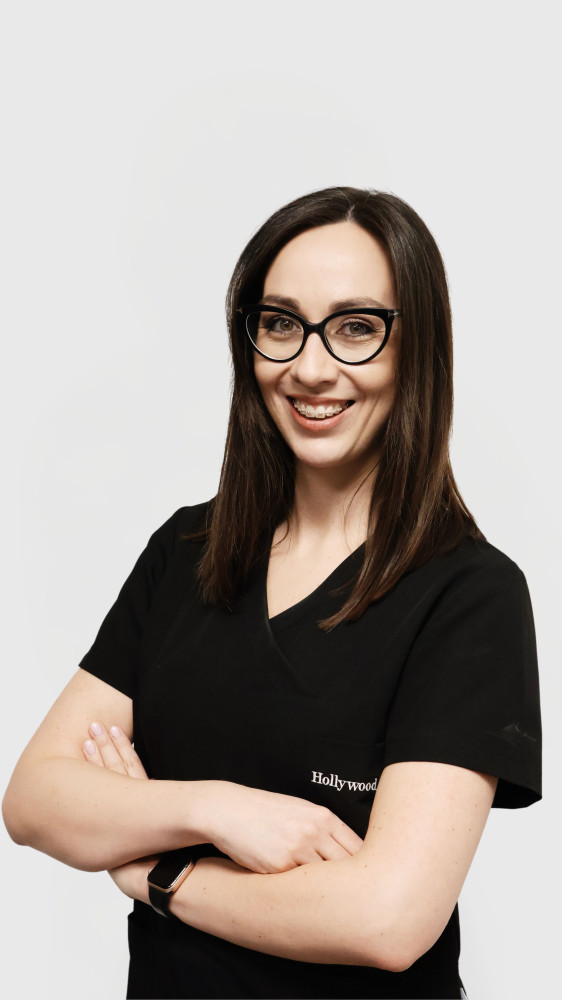 Hollywood Smile - zespół - Dr n. med. Agata Ćwiklińska