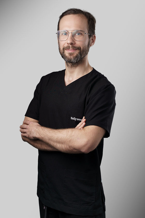 Hollywood Smile - zespół - Lek. dent. Wojciech Woźnicki