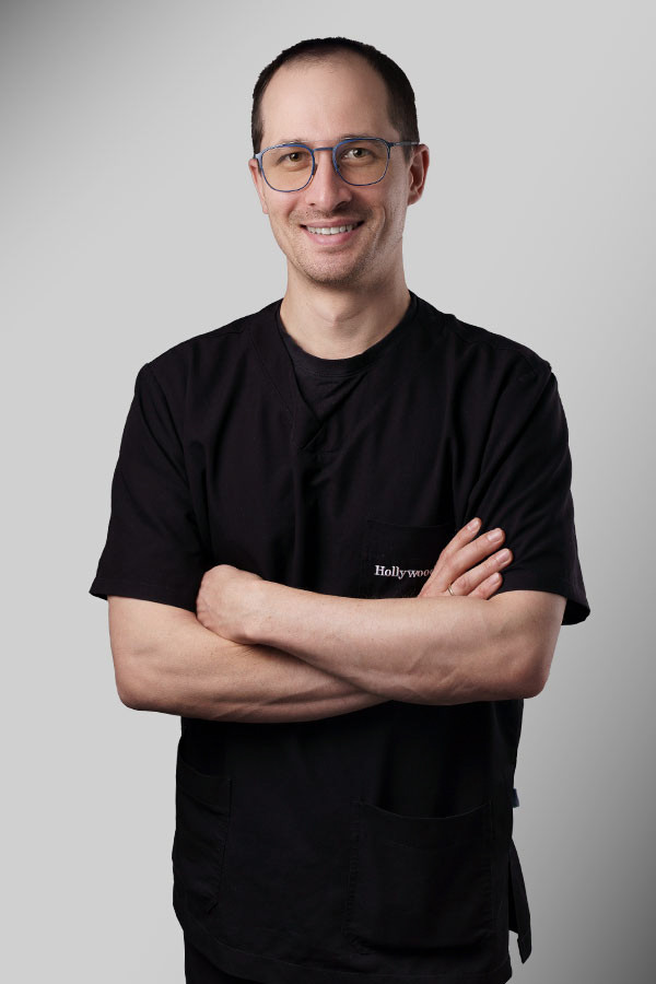 Hollywood Smile - zespół - Lek. dent. Jarosław Ciach