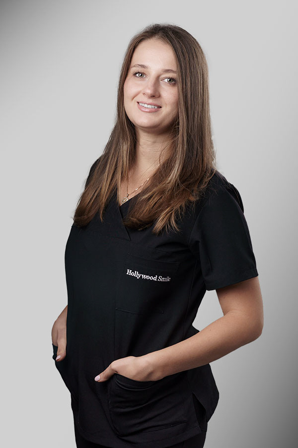 Hollywood Smile - zespół - lek. dent. Aleksandra Miśkiewicz-Janczyk