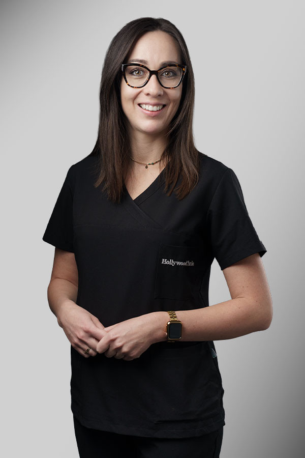 Hollywood Smile - zespół - Dr n. med. Agata Ćwiklińska