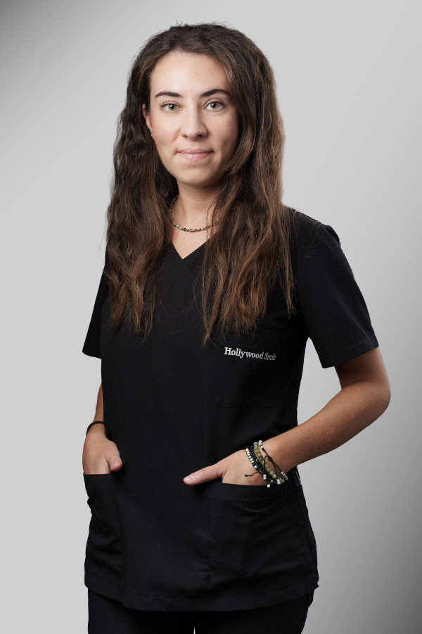 Hollywood Smile - zespół - Lek. dent. Aleksandra Chlebicz